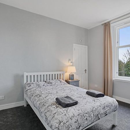 Lovely 3 Bedroom Apartment In Aberdeen Centre エクステリア 写真
